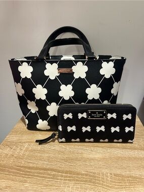kate spade Black & White Floral Tote with  Bow Wallet
